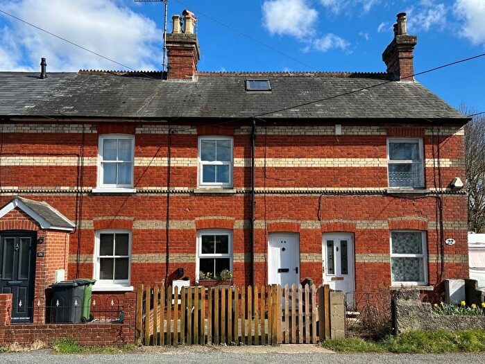 3 Bedroom Terraced House For Sale In Kingsclere Road, Basingstoke, RG25