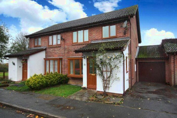3 Bedroom Link Detached House To Rent In Cowfold, Horsham, RH13