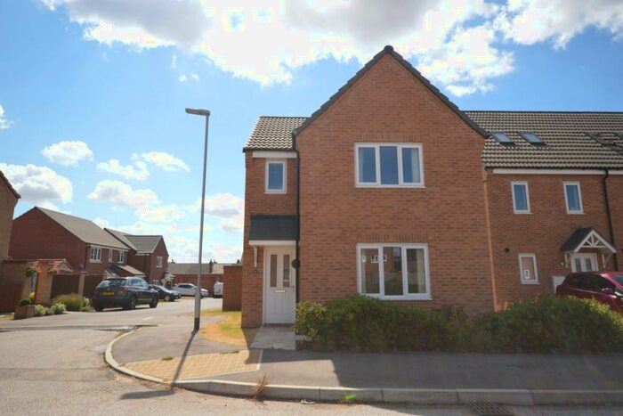3 Bedroom House To Rent In Crucible Close, North Hykeham, Lincoln, LN6