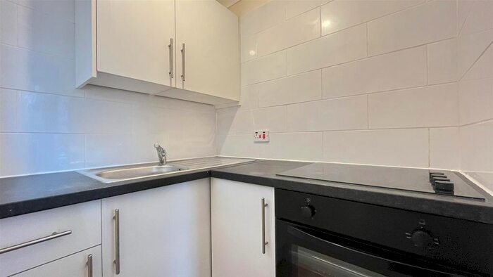 Studio To Rent In Camborne Road, Sutton, SM2