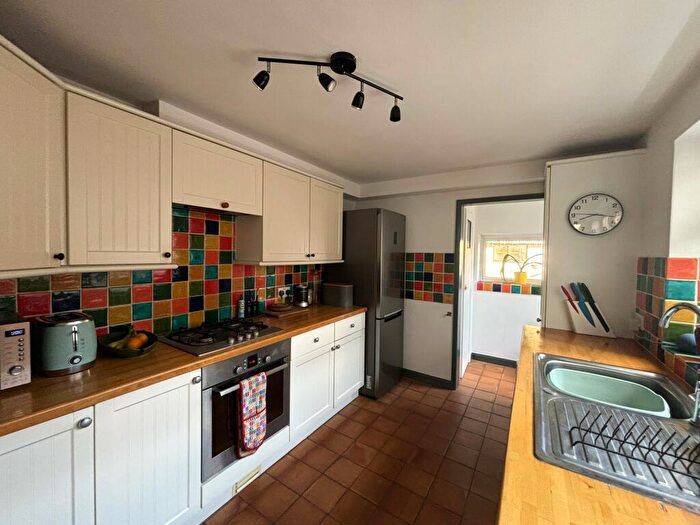 4 Bedroom House To Rent In Chute Street, Exeter, EX1