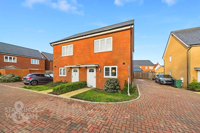 2 Bedroom Semi Detached House For Sale In Magpie Place, Wymondham, NR18
