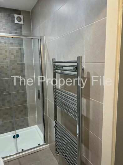 1 Bedroom Flat To Rent In Norwood Road, Manchester, M32