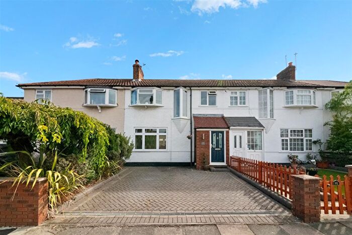 3 Bedroom Terraced House For Sale In Nelson Road, Twickenham, TW2