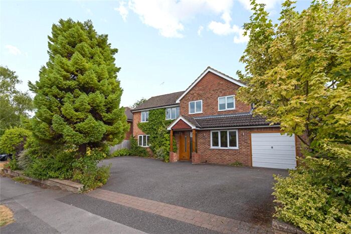 5 Bedroom Detached House For Sale In Tormead Road, Guildford, Surrey, GU1