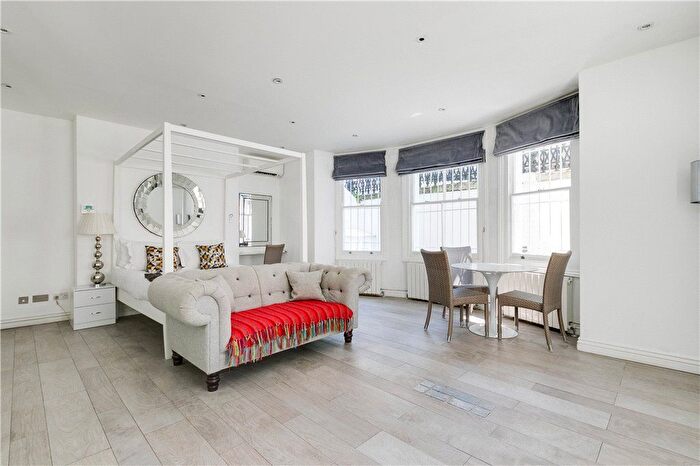 Studio To Rent In Trebovir Road, Earls Court, London, SW5