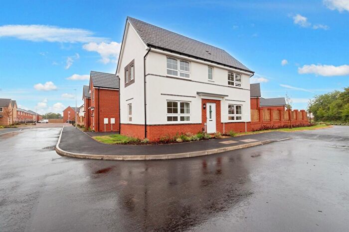 3 Bedroom Detached House To Rent In Bedroom Detached House In Campbell Drive, Lighthorne, CV33