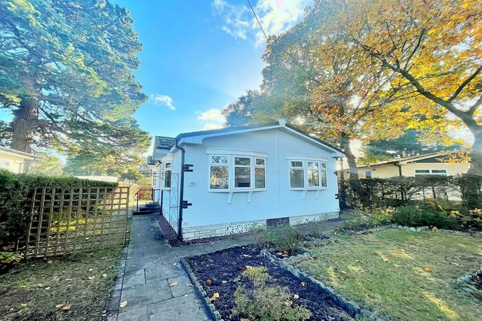 2 Bedroom House To Rent In West Parley, BH22