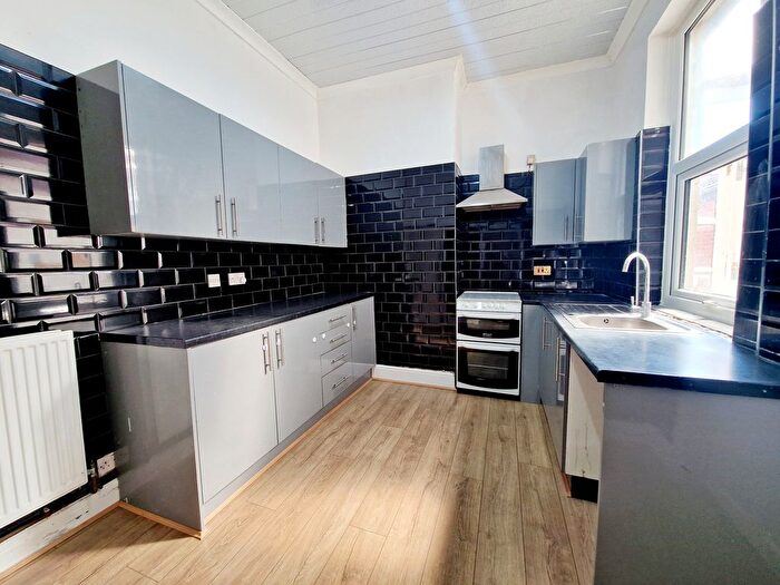 3 Bedroom Terraced House To Rent In Shear Brow, Blackburn, BB1