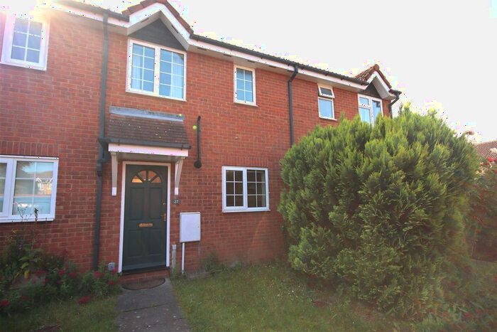 2 Bedroom Property To Rent In Mandrill Close, Cherry Hinton, Cambridge, CB1