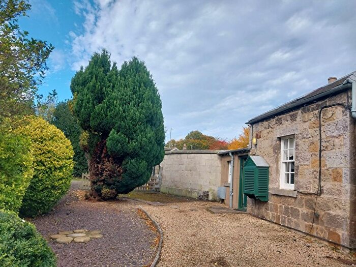 2 Bedroom Detached Bungalow To Rent In Old Dalkeith Road, Edinburgh, Midlothian, EH16