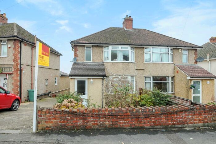 4 Bedroom Semi-Detached House To Rent In Marston, Oxford, OX3