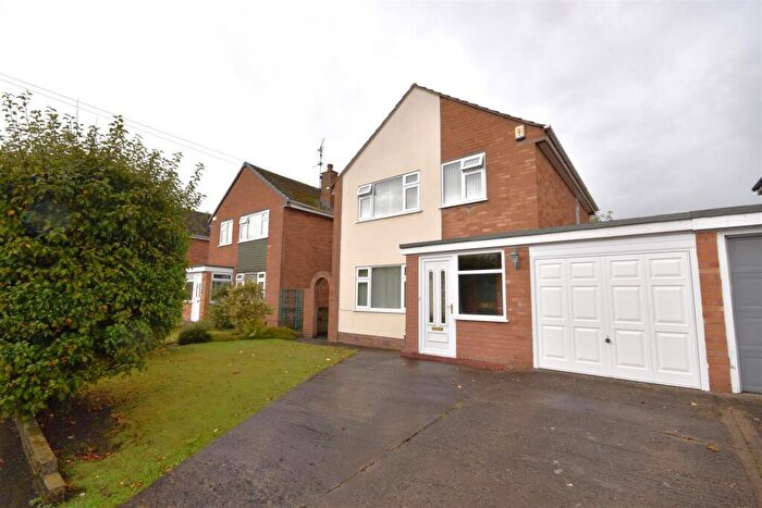 3 Bedroom Link Detached House For Sale In Meadow Lane, Willaston, Neston, CH64