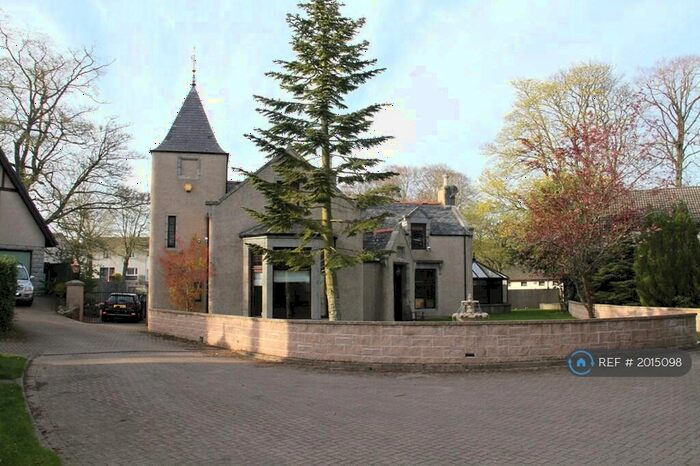 4 Bedroom Semi-Detached House To Rent In Beechwood Close, Westhill, AB32