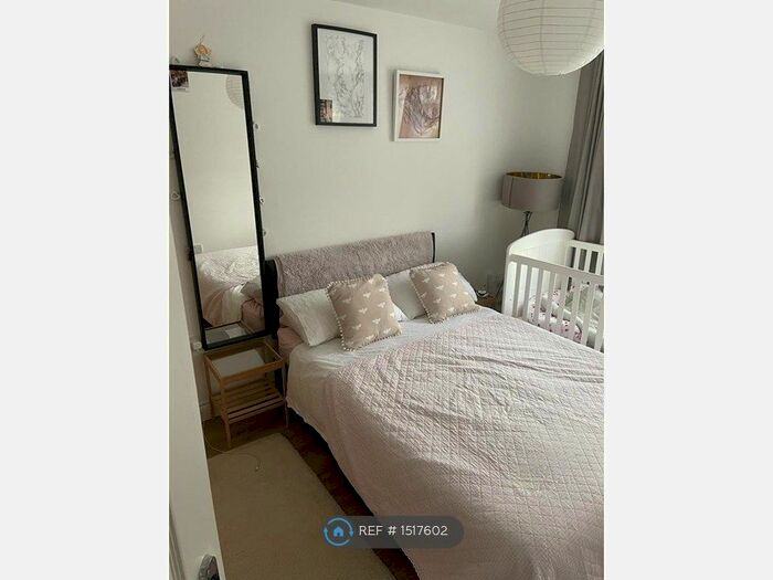 1 Bedroom Flat To Rent In Turle Road, London, SW16
