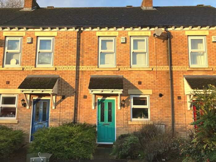 2 Bedroom Terraced House To Rent In Sanderson Close, Ella Street, HU5