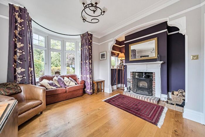 4 Bedroom Detached House For Sale In Second Avenue, Denvilles, PO9