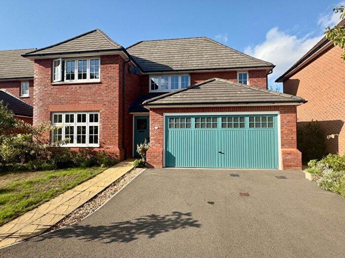 4 Bedroom Detached House For Sale In Curlew Way, Dawlish, EX7