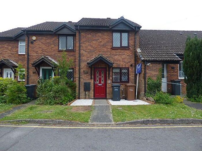 2 Bedroom House To Rent In Warblington Close, Chandlers Ford, Eastleigh, SO53