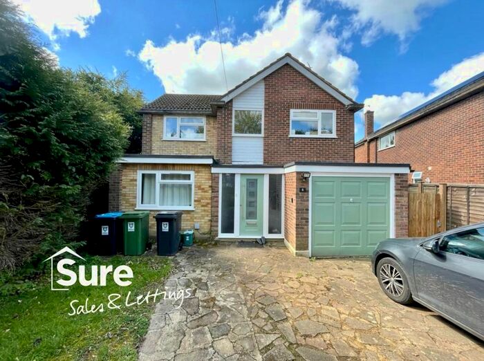 3 Bedroom Detached House To Rent In Counters Close, Hemel Hempstead, Hertfordshire, HP1