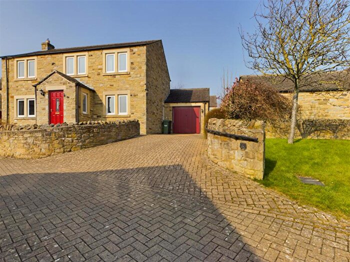 3 Bedroom Detached House To Rent In Springfield Close, Leyburn, DL8