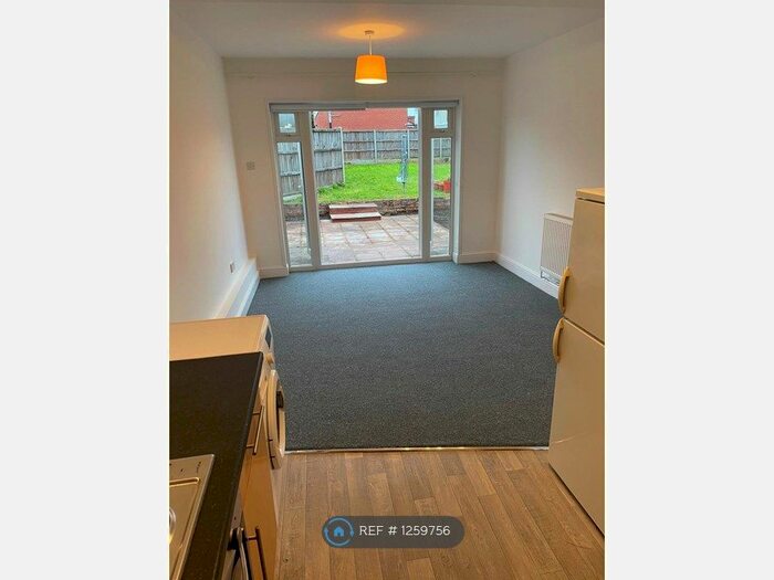 Studio To Rent In Studio, Norwich NR6