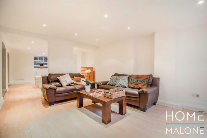 Studio To Rent In Newington Green, London, N16