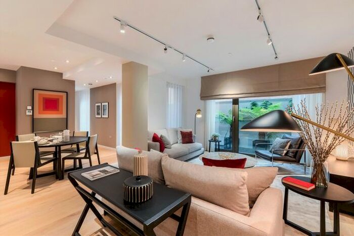 2 Bedroom Maisonette To Rent In Greycoat Street, Westminster, London, SW1P