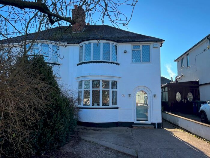 3 Bedroom Semi-Detached House For Sale In Hilston Avenue, Warstones, Wolverhampton, WV4