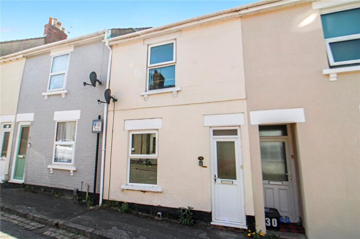 2 Bedroom Terraced House For Sale In Dover Street, Old Town, Swindon, Wiltshire, SN1