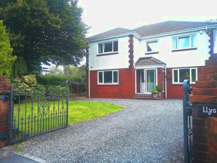 4 Bedroom Detached House To Rent In Blacklion Road, Crosshands, Llanelli, SA14