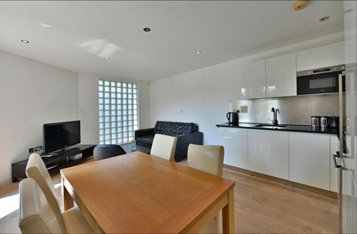 2 Bedroom Flat To Rent In Abbey Road, St Johns Wood, NW8