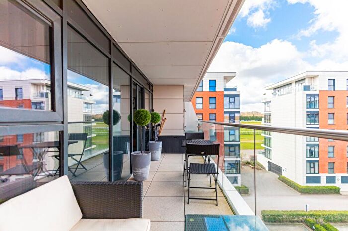1 Bedroom Apartment For Sale In Kingman Way, Newbury, Berkshire, RG14