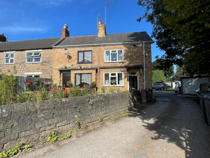 2 Bedroom Town House To Rent In Town End, Bolsover, Chesterfield, S44