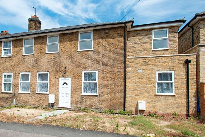 9 Bedroom House To Rent In Romborough Way, Lewisham, SE13
