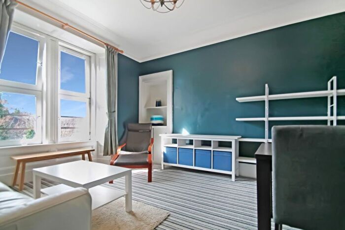 2 Bedroom Flat To Rent In Dens Road, Dundee, DD3