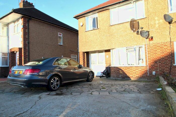 3 Bedroom Property To Rent In West Drayton Road, Hillingdon, Uxbridge UB8