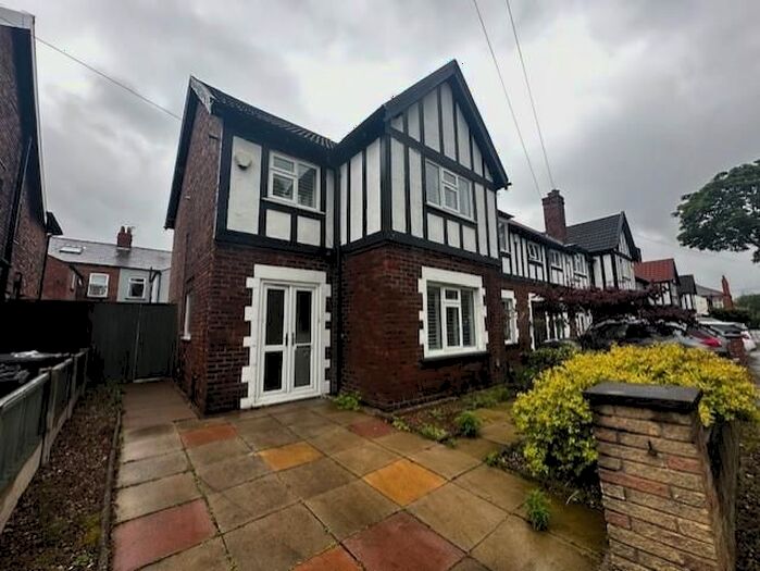 3 Bedroom End Of Terrace House To Rent In Alder Grove, Waterloo, Liverpool, L22