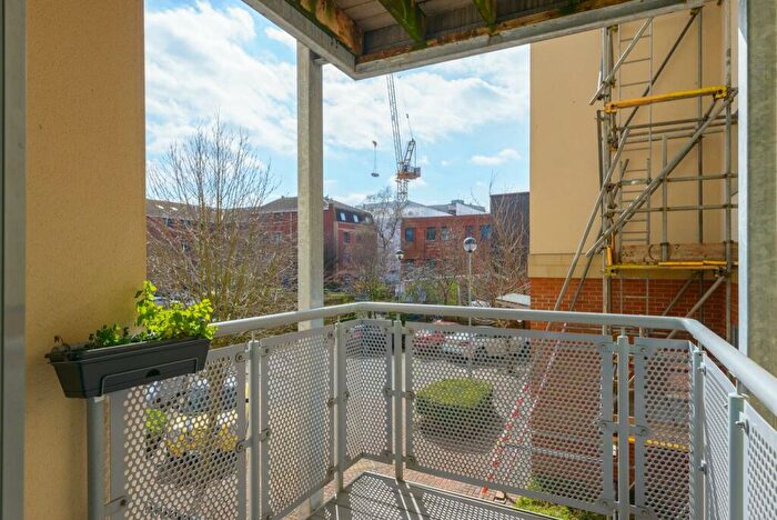 2 Bedroom Flat For Sale In Ducrow Court, St Pauls, BS2
