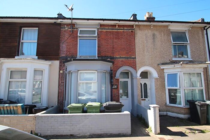 6 Bedroom House Of Multiple Occupation For Sale In Hudson Road, Portsmouth, Hampshire, PO5