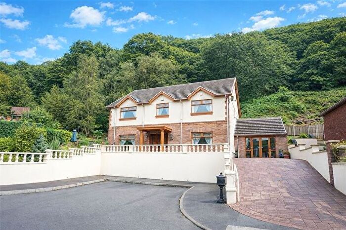 4 Bedroom Detached House For Sale In Cwm Darran Place, Bargoed, CF81