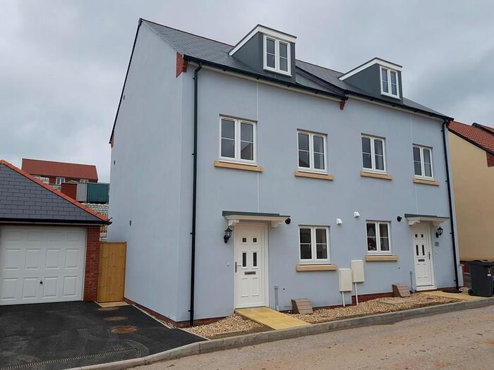 3 Bedroom Property To Rent In Dukes Way, Axminster, Devon, EX13