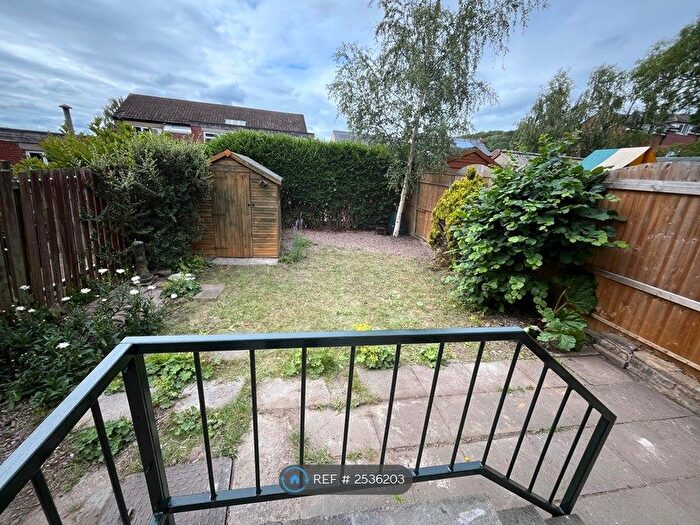 2 Bedroom Semi-Detached House To Rent In Helmton Road, Sheffield, S8