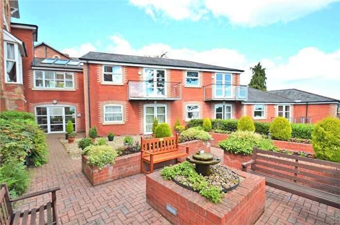 1 Bedroom Flat For Sale In Canal Hill, Tiverton, EX16