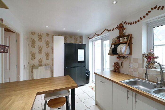 3 Bedroom Semi-Detached House For Sale In Willowbrook Walk, Norton Heights, Stoke-On-Trent, ST6