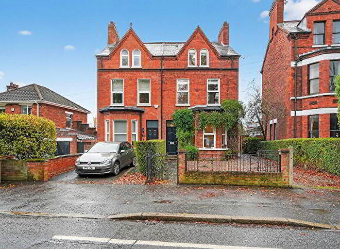 4 Bedroom Semi-detached Villas For Sale In Ravenhill Road, Belfast, BT6