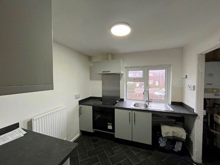 2 Bedroom Flat To Rent In Gloucester Court, Caerleon, NP18