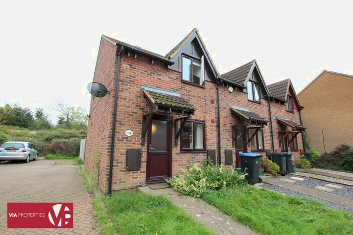 2 Bedroom End Of Terrace House To Rent In Sibneys Green, Harlow, CM18