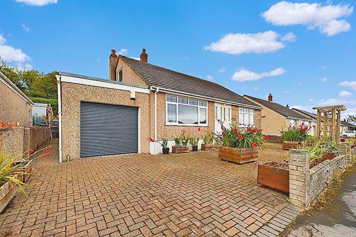 3 Bedroom Detached Bungalow For Sale In Thorntrees Drive, Thornhill, CA22