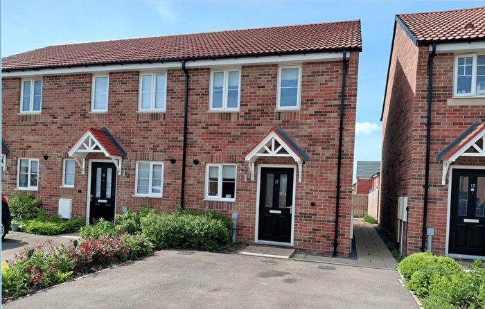 2 Bedroom End Of Terrace House To Rent In Blueberry Drive, Darlington, DL1
